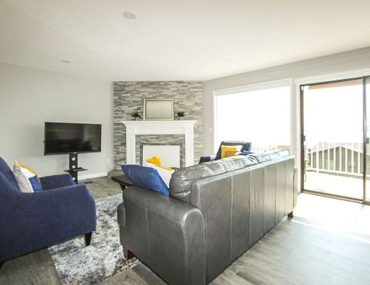 Vista Sol - 4 Bdrm w/ Heated Pool - Kelowna (CVH)