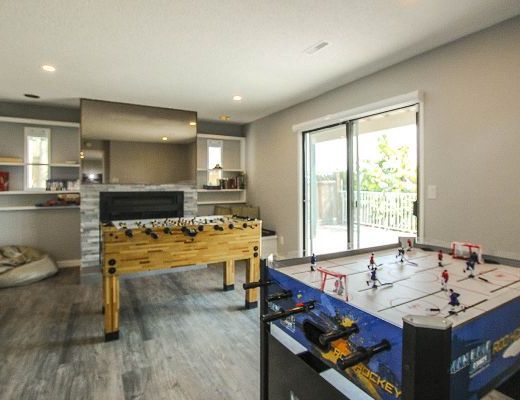 Vista Sol - 4 Bdrm w/ Heated Pool - Kelowna (CVH)