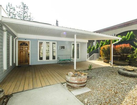 The Lake Escape - 6 Bdrm - West Kelowna (CVH)