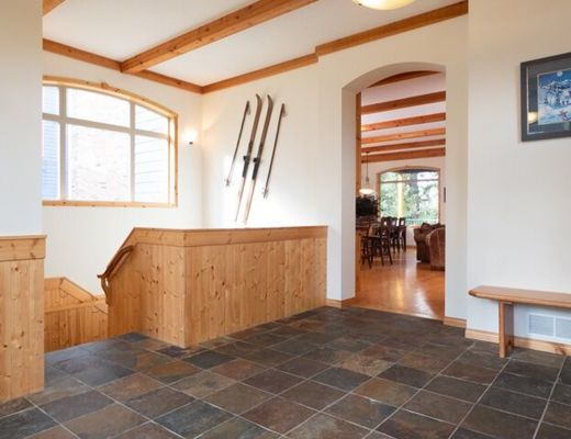 Main Stay - 4 Bdrm HT (E) - Silver Star (VC)