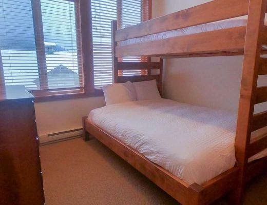 Settlers Crossing #29 - 2 Bdrm HT - Sun Peaks