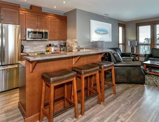 Stonegate Resort B204 - 3 Bdrm HT - Big White