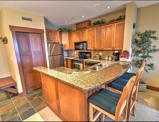 Stonebridge Lodge - 1 Bdrm HT (E) - Big White