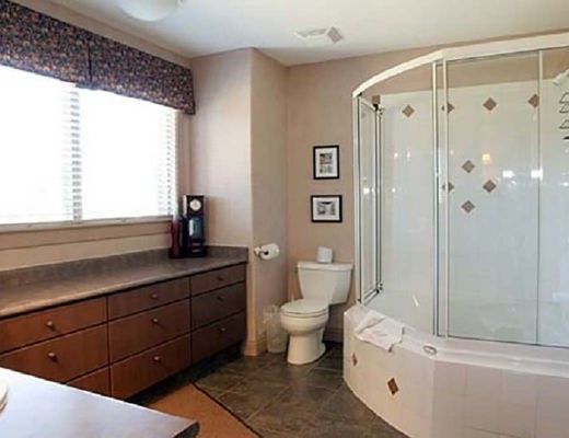 Silver Lining - 5 Bdrm HT (E) - Silver Star (VC)