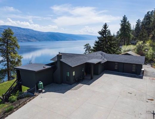 Valkyrie Estate - 6 Bdrm with HT - Peachland (CVH)