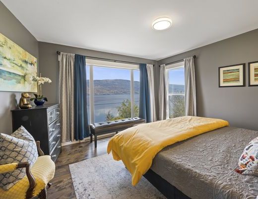 Valkyrie Estate - 6 Bdrm with HT - Peachland (CVH)