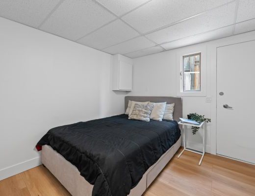 The Lake Escape - 6 Bdrm - West Kelowna (CVH)
