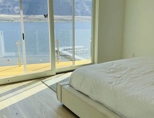 Lakeside Estate - 4 Bdrm HT - Osoyoos