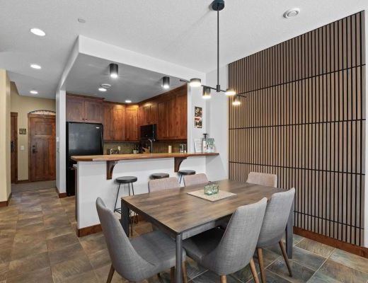Woodhaven #46 - 2 Bdrm + Den HT - Sun Peaks (TM)