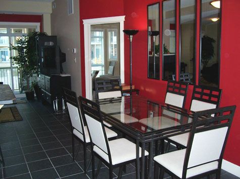 Sunset Waterfront Resort - #112 - 2 Bdrm - Kelowna (KRA)