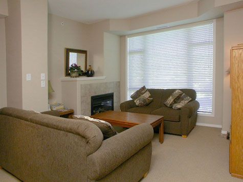 Sunset Waterfront Resort - #804 - 2 Bdrm - Kelowna (KRA)