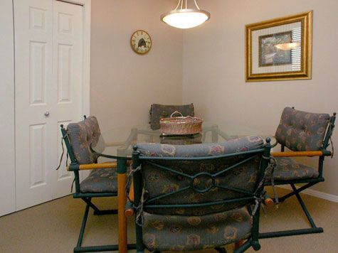 Sunset Waterfront Resort - #804 - 2 Bdrm - Kelowna (KRA)