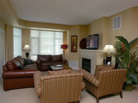 Sunset Waterfront Resort - #407 - 2 Bdrm + Den - Kelowna (KRA)