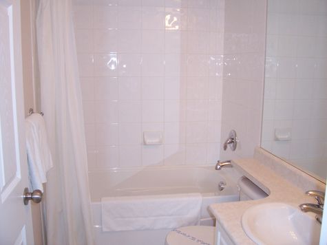 Discovery Bay Resort - #544 - 1 Bdrm - Kelowna (KRA)