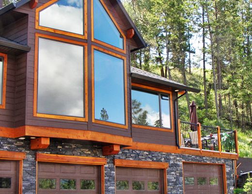 Treetop Lakeview Home - 2 Bdrm + Loft - Lake Country