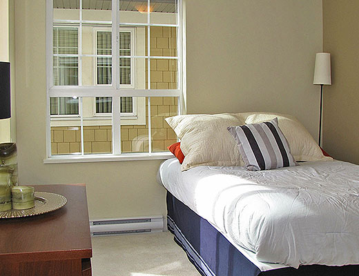 Waterscapes #228 - 2 Bdrm + Den - Kelowna